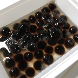 ブラックタピオカの水蜜がけ